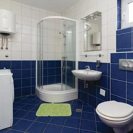 2 Bedroom Beautiful In