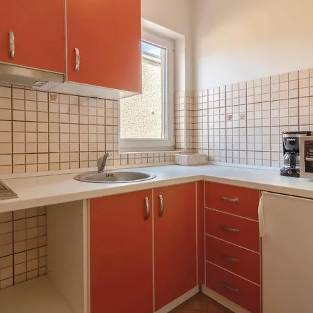 2 Bedroom Beautiful In